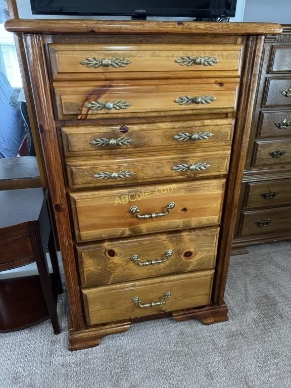 Pine chest of drawers, 5 drawers, Measures: