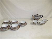 ASIAN STYLE TEAPOT, CUPS/SAUCERS