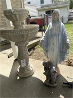Fiberglass Fountain (Cracked) and Stone Lawn
