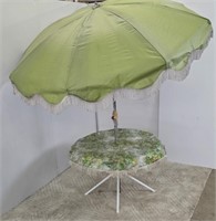 1950'S VINTAGE PATIO SET WITH UMBRELLA & CLOTH