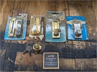 Lot of Latching Security Locks/Lock Cylinders