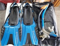 Snorkels and Flippers in Bag-US Divers Brand-L/XL