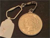 Silver key chain w/1923 peace dollar/32.8 total