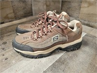 Mens Skechers Hiking Shoes Size 10