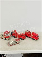 4 vintage tin toys