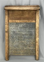 Washboard with unusual flip top