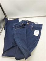 Denizen Levi's size 10 L 30 W jeans