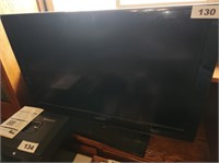 OLDER SAMSUNG FLAT SCREEN TV- NO REMOTE