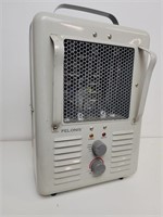 Pelonos Space Heater