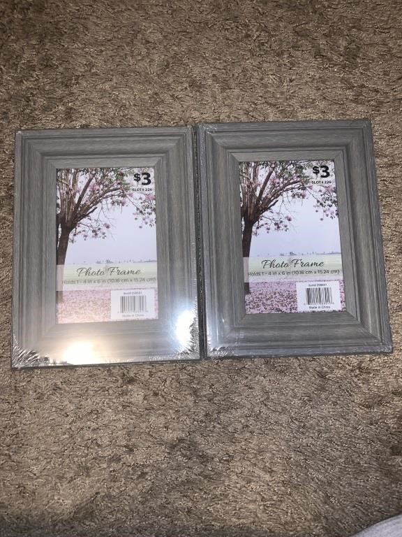 New 4x6 picture frames