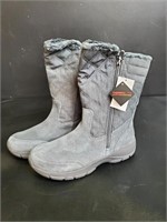 Women's sz 8 Land's End Boots NWT