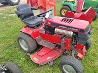 Wheel Horse Model 520 Lawn/Yard Tractor