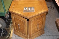 End Table 21" X 24"