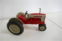 Ford 901 Select Speed Die Cast Tractor 8"L