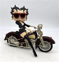 Vintage Betty Boop w/Removable Glasses on Harley D