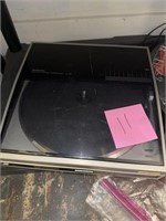TECHNICS TURNTABLE /NOT TESTED