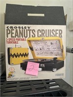Crosley Peanuts Charlie Brown Record Player B