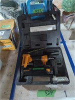Bostitch Finish Air Nailer With Case Located 112
