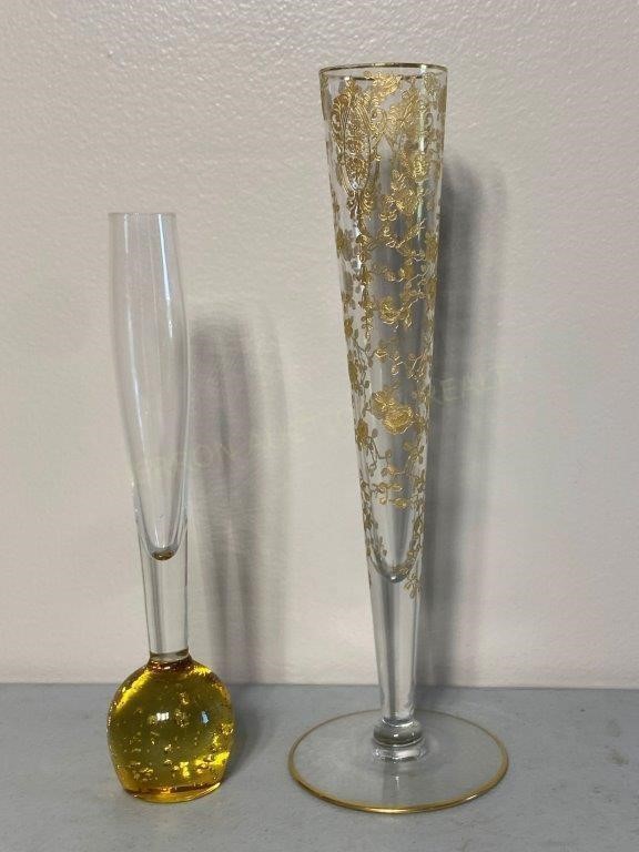 2 Modern Vases