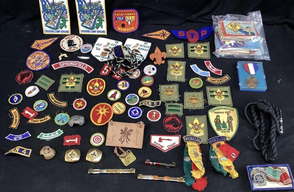 LARGE GROUP OF VTG. BOY SCOUT PATCHES, MEDALS,