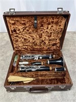 Henkin USA clarinet with case