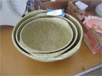 plastic Nesting bowls not Texas Ware