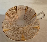 QUEEN ANNE GOLD LACE FINE BONE CHINA ENGLAND TEA