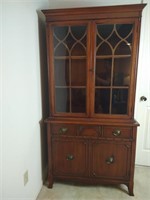 Solid Wood Hutch