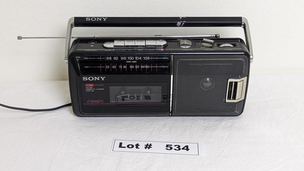 SONY FM/AM RADIO AND CASSETTE PLAYER AND RECORDER