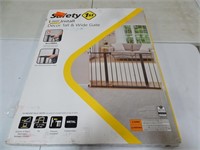 Safety 1st Décor Tall & Wide Home Gate in Box