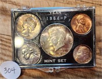 Mint Set, Coins