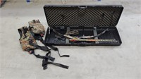 Right Handed Compound Bow w/ Case & Arrows, Jacket