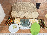 Miscellaneous hot plate mats and trivets