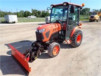 2020 Kubota LX2610 4x4 Utility Tractor KBUB8AHCJL1