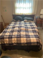 Bed with mattress pad solid cherry