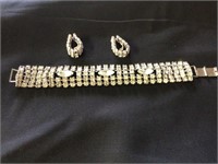 Bracelets & matching earrings costume