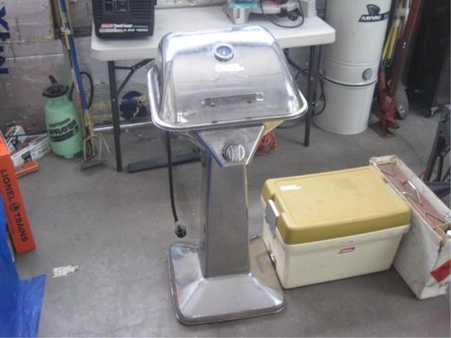 CARRERA STAINLESS MASTER BUILT BARBEQUE WITH COVER | Lightning Auctions