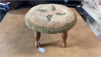 Small Round Stool w/ Hook Rug Top