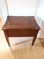 VINTAGE END TABLE - SOLID 24X18X22 INCHES