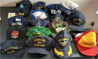 W - MIXED LOT OF HATS (I35)