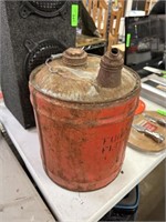 LARGE VTG METAL GAS CAN