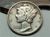 OF)  1942 silver Mercury dime