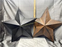 2 metal star hangers