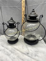 Pair of modern lanterns