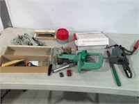 ASSORTMENT OF GUN RELOADING TOOLS