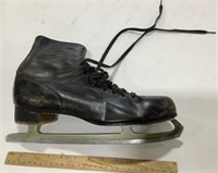 Canadian Flyer Ice skate