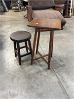Plant Stand Type Table w/Stool