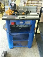 Router with full size table Central machinery