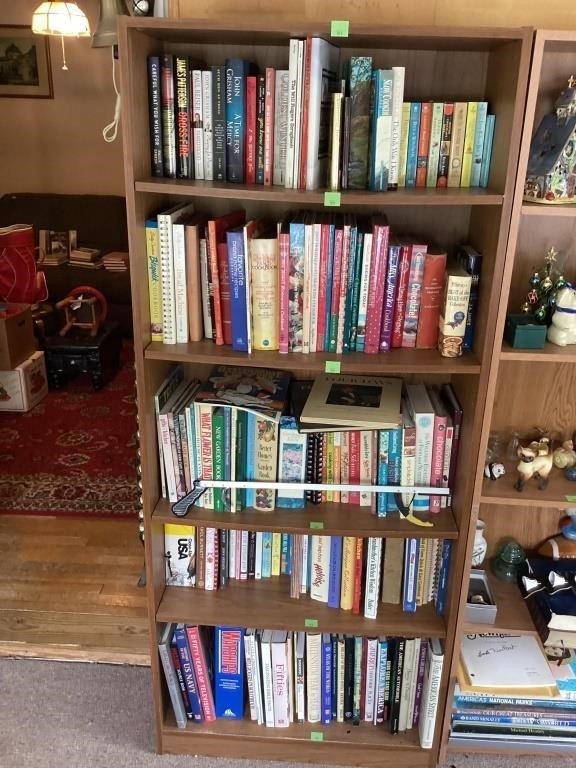 BOOKCASE AND GREAT COLLECTION OF BOOKS ON 5