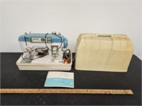 Vintage White Sewing Machine Model 940